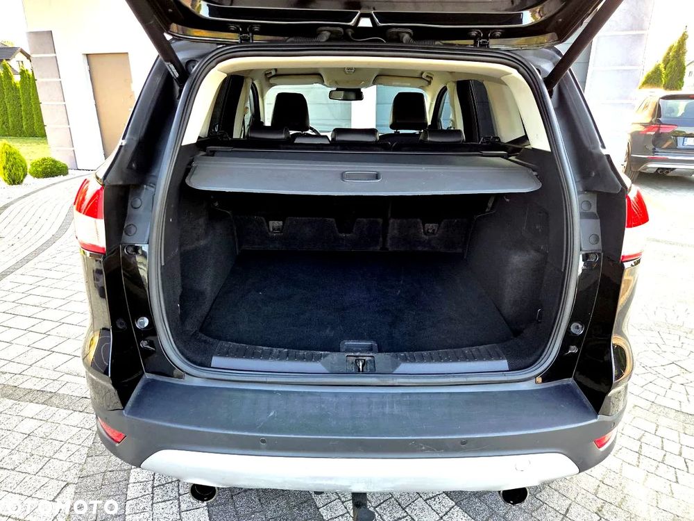Ford Kuga - 32