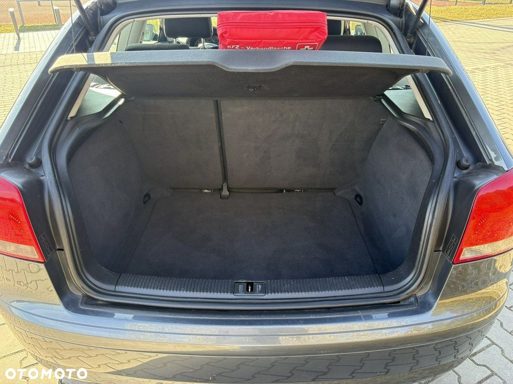 Audi A3 3-drzwiowe 1.8 TFSI Ambition - 12