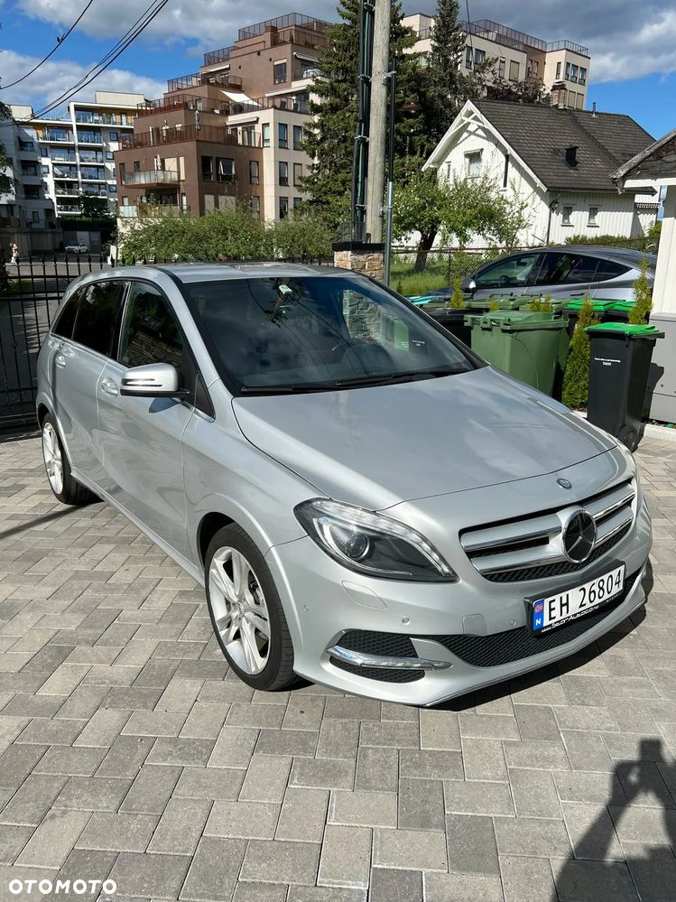 Mercedes-Benz Klasa B (Electric Drive) 250 e - 3