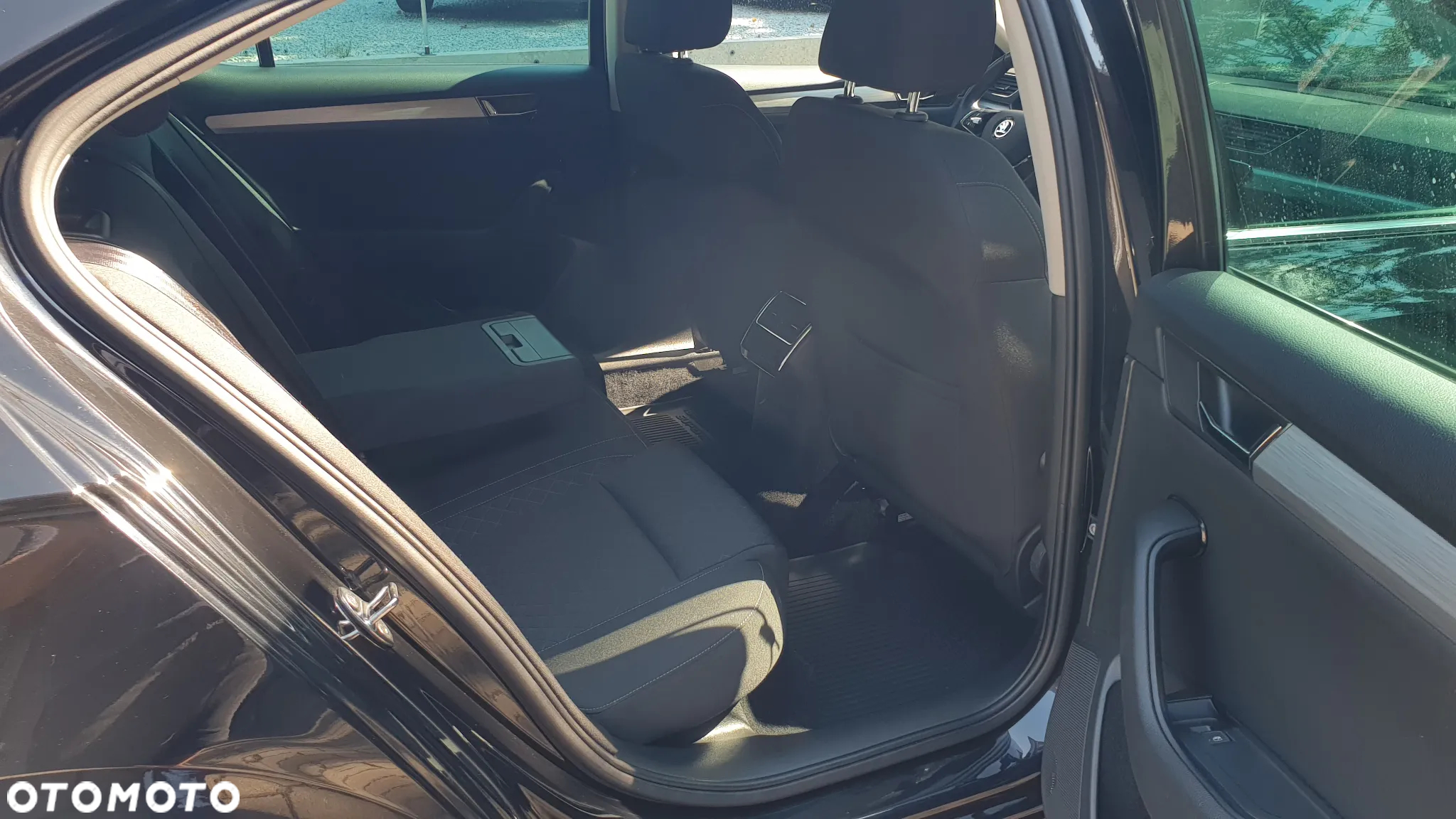 Skoda Superb 1.5 TSI Ambition - 17