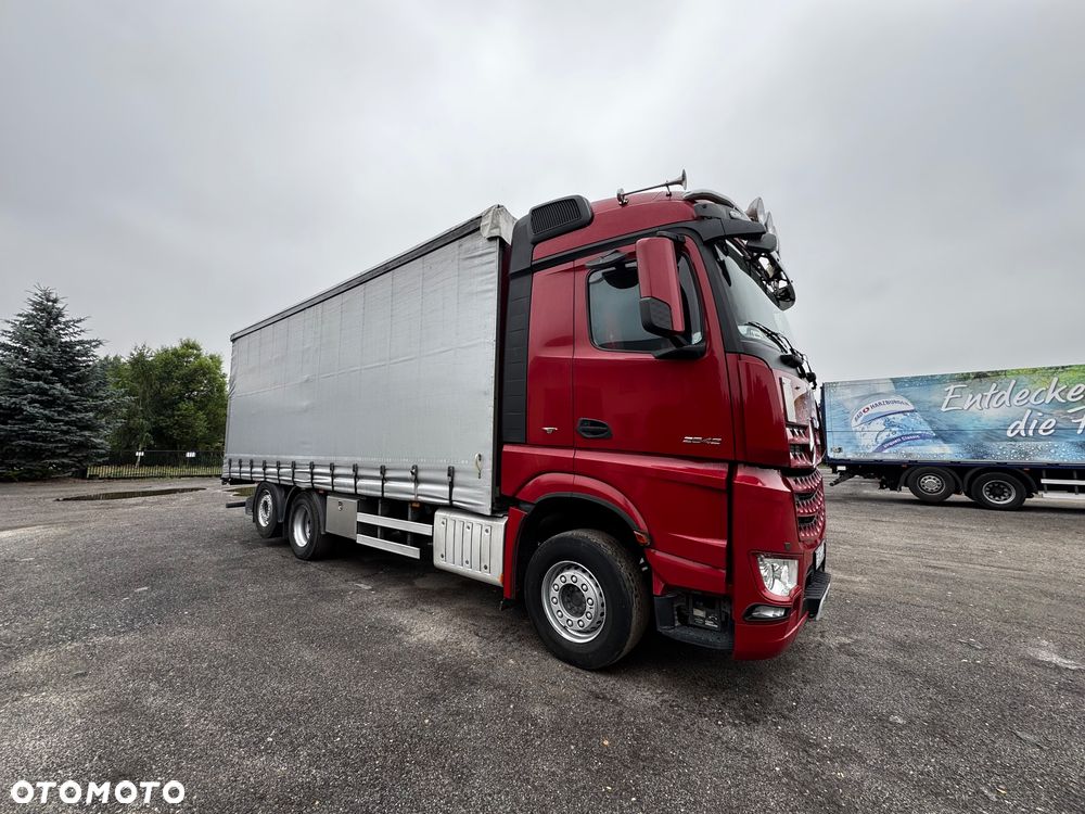 Mercedes-Benz Arocs - 4