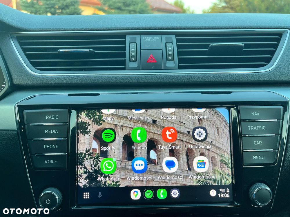 Skoda Superb 1.6 TDI Ambition DSG - 16