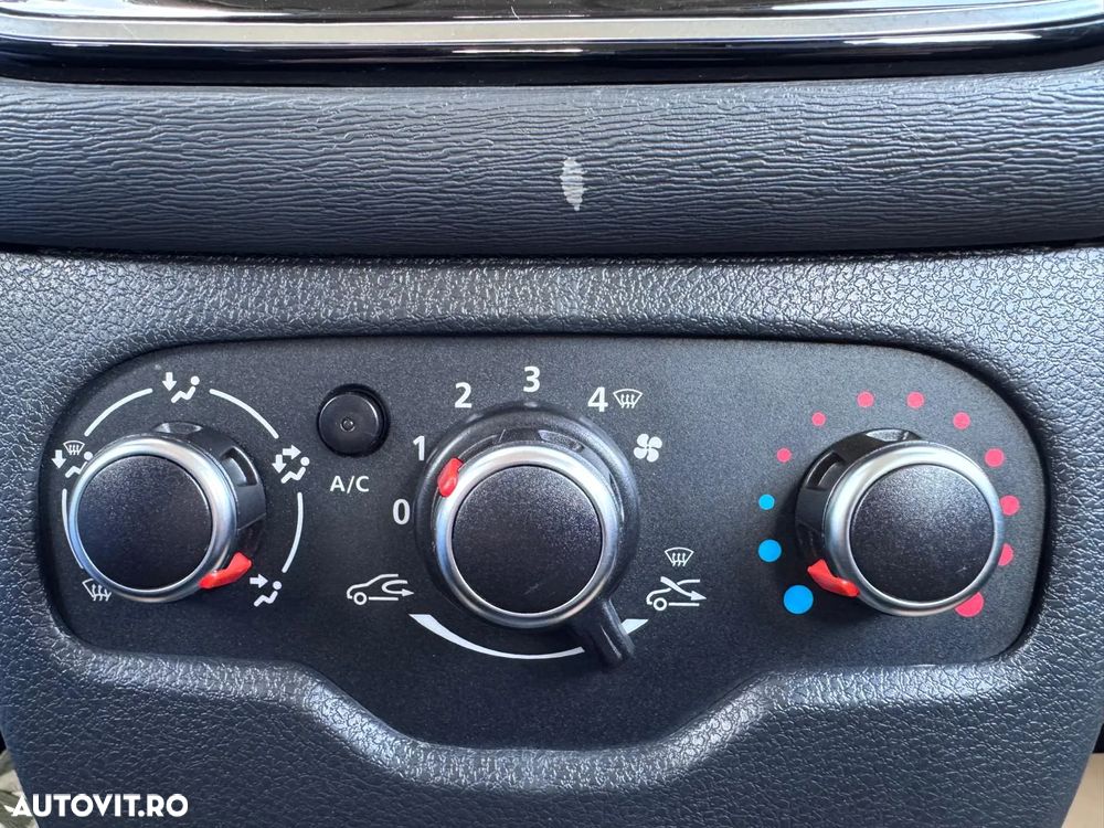 Dacia Lodgy 1.5 Blue dCi Stepway - 28