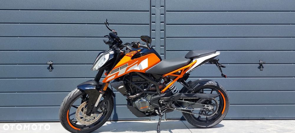 KTM Duke 125