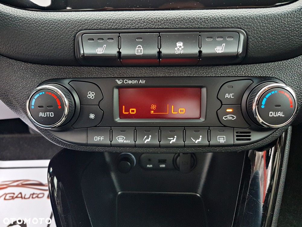 Kia Ceed 1.4 CVVT Attract - 23