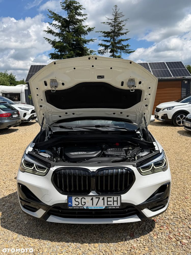BMW X1 xDrive20d Sport Line - 13