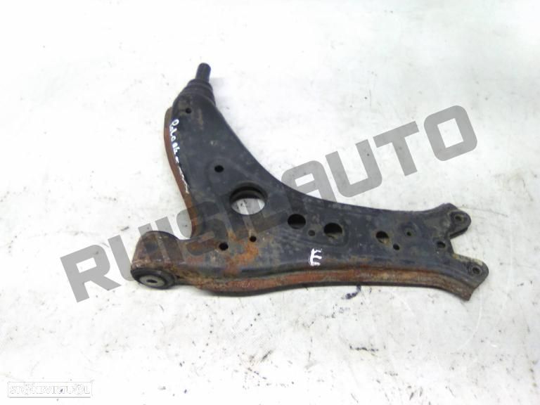 Triângulo De Suspensão Frente Esquerdo  Vw Polo Iv (9n) [2001_2 - 2