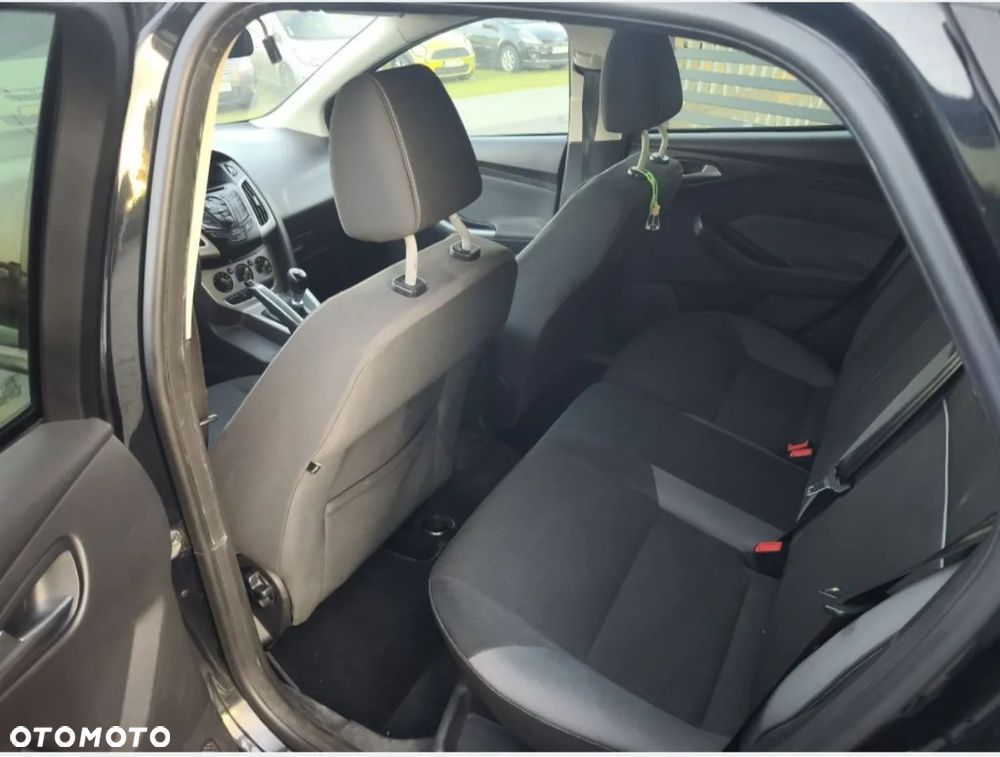 Ford Focus 1.6 TDCi Ambiente - 6