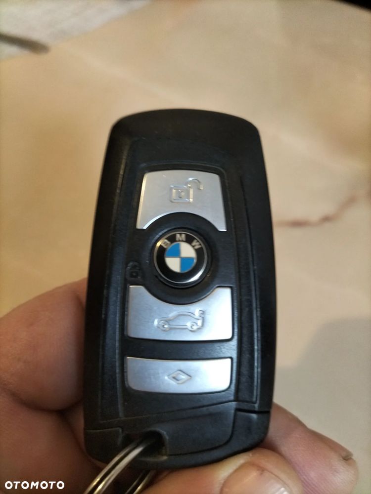BMW Seria 5 520d xDrive - 5