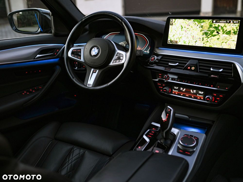 BMW Seria 5 520d M Sport Edition - 38