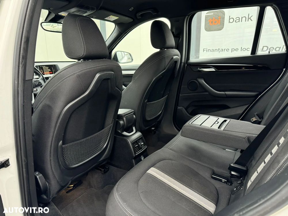 BMW X1 sDrive18d Aut. Sport Line - 13