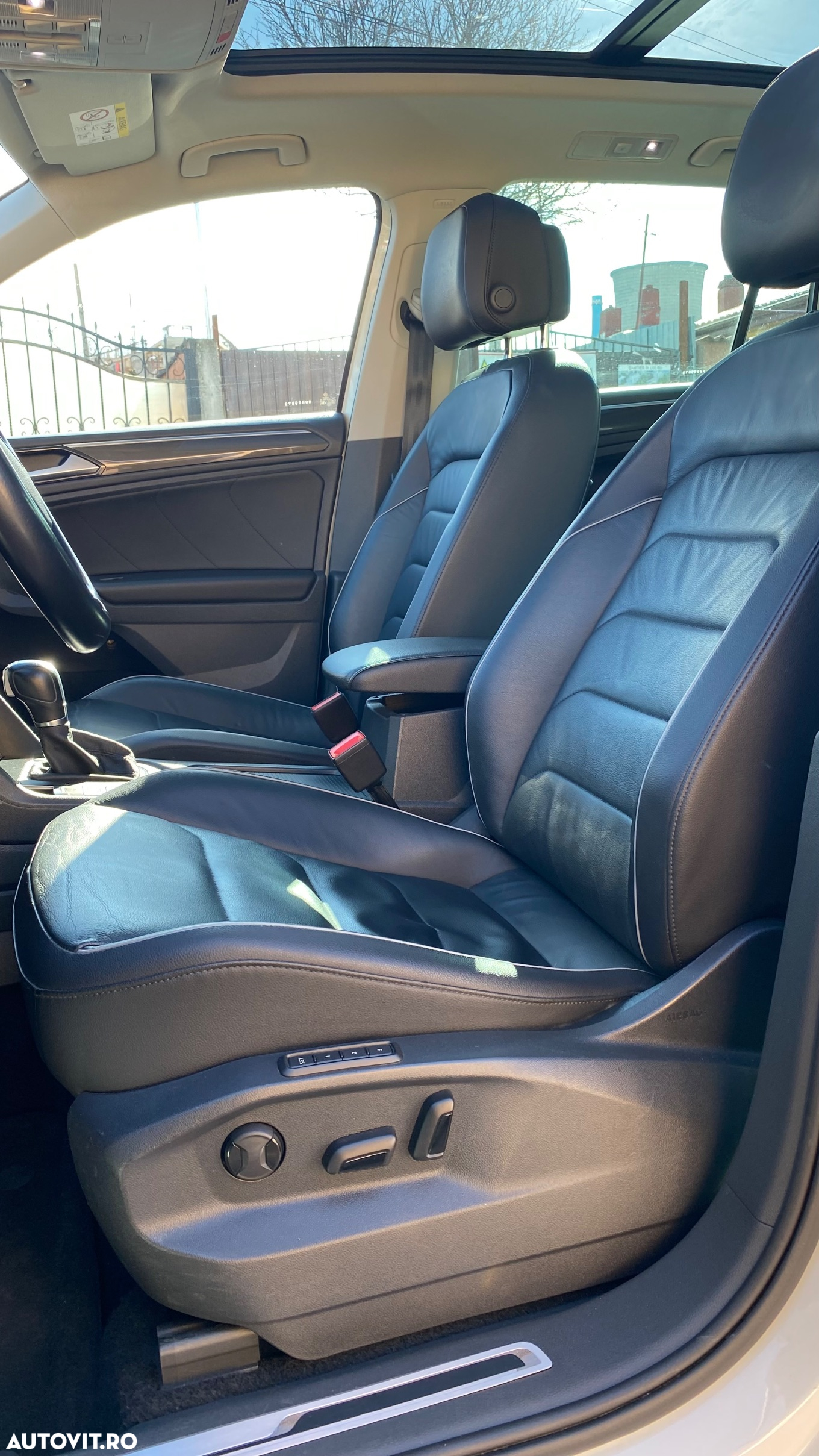 Volkswagen Tiguan 2.0 TDI SCR DSG Elegance - 16