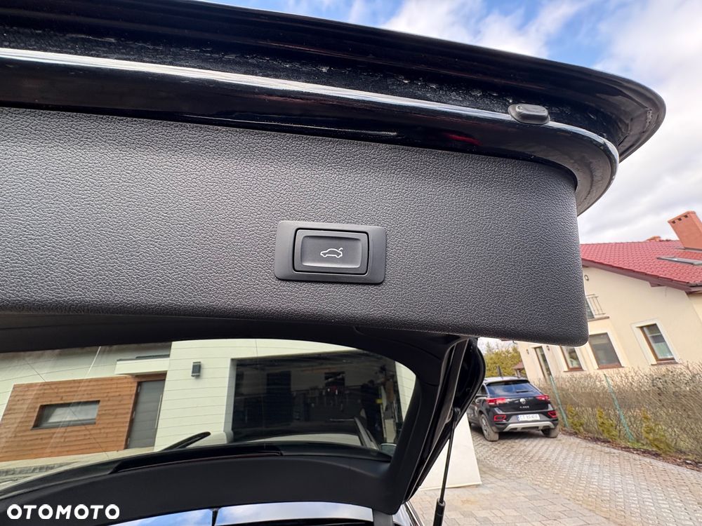 Audi A4 Avant 3.0 TDI DPF quattro S tronic S line Sportpaket - 18