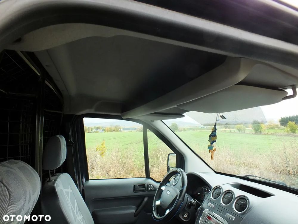 Ford Transit Connect - 21