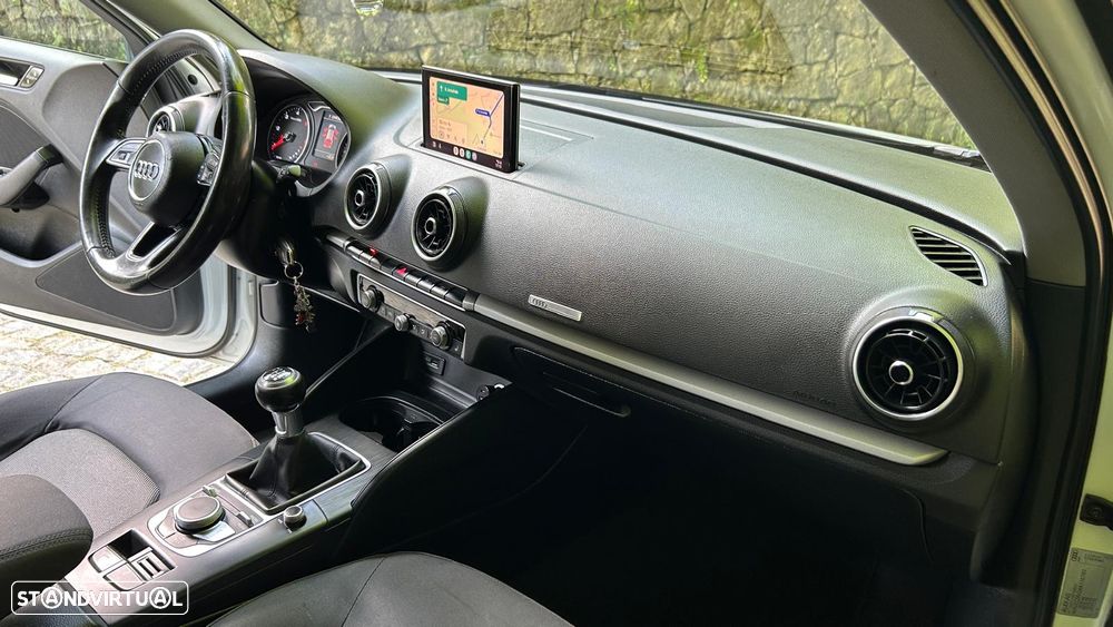 Audi A3 Sportback 1.6 TDI Attraction - 7