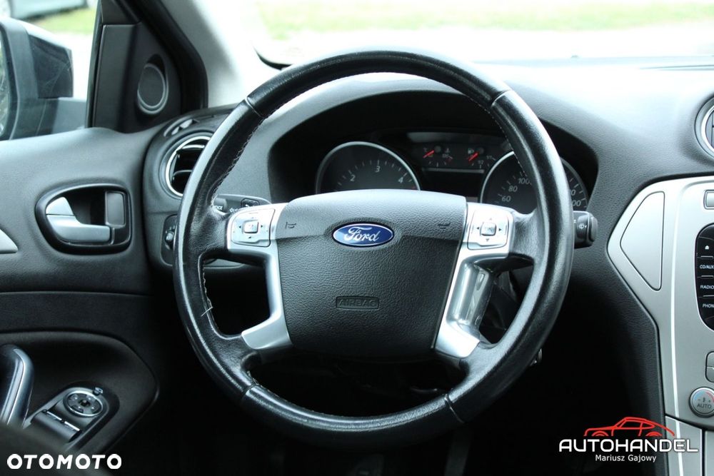 Ford Mondeo - 8