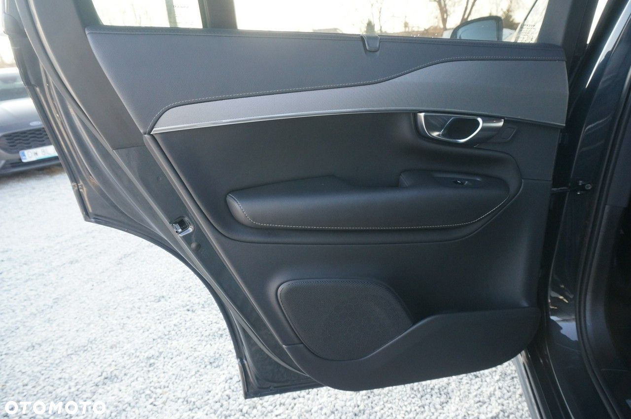 Volvo XC 90 - 28