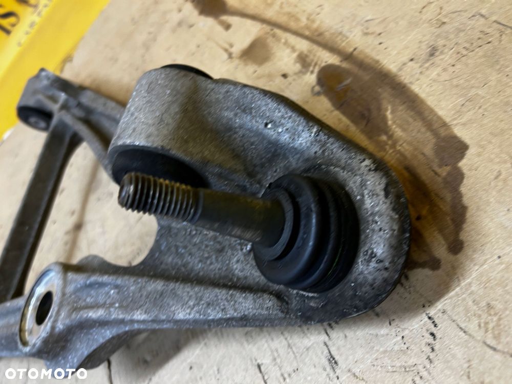 WAHACZ TYŁ TYLNY LEWY DOLNY CHEVROLET CORVETTE C5 97-04 - 5