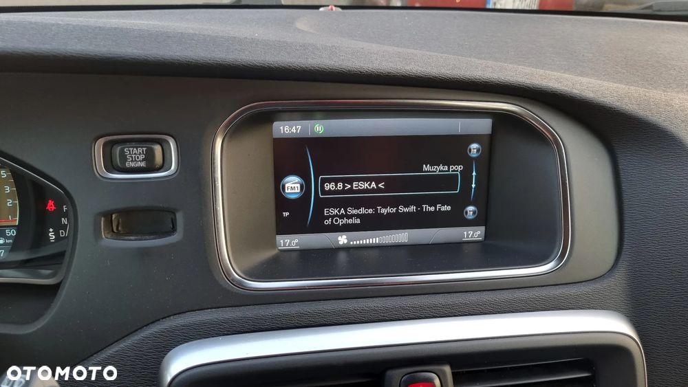 Volvo V40 Cross Country D3 Geartronic Kinetic - 30