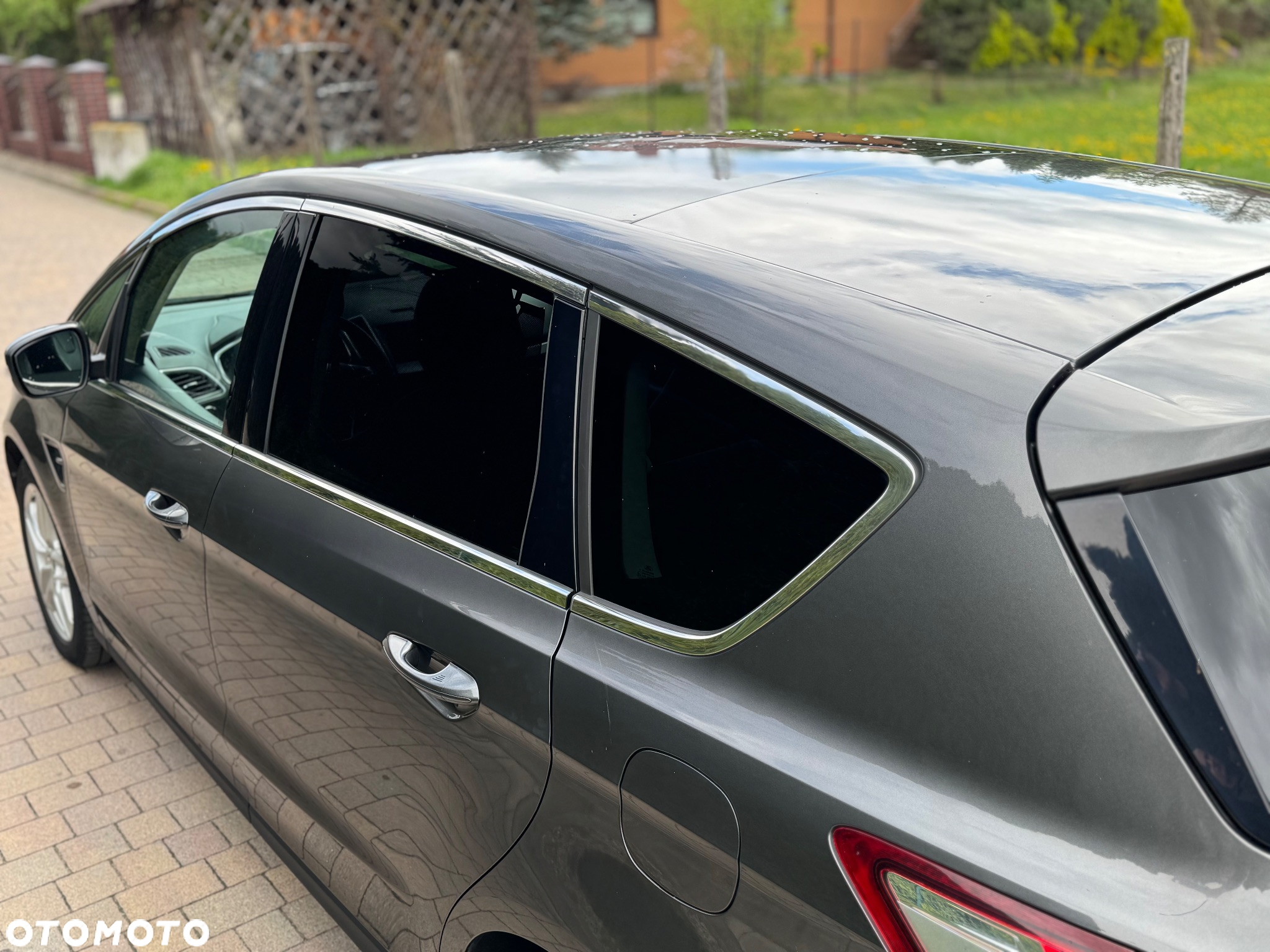 Ford S-Max - 31