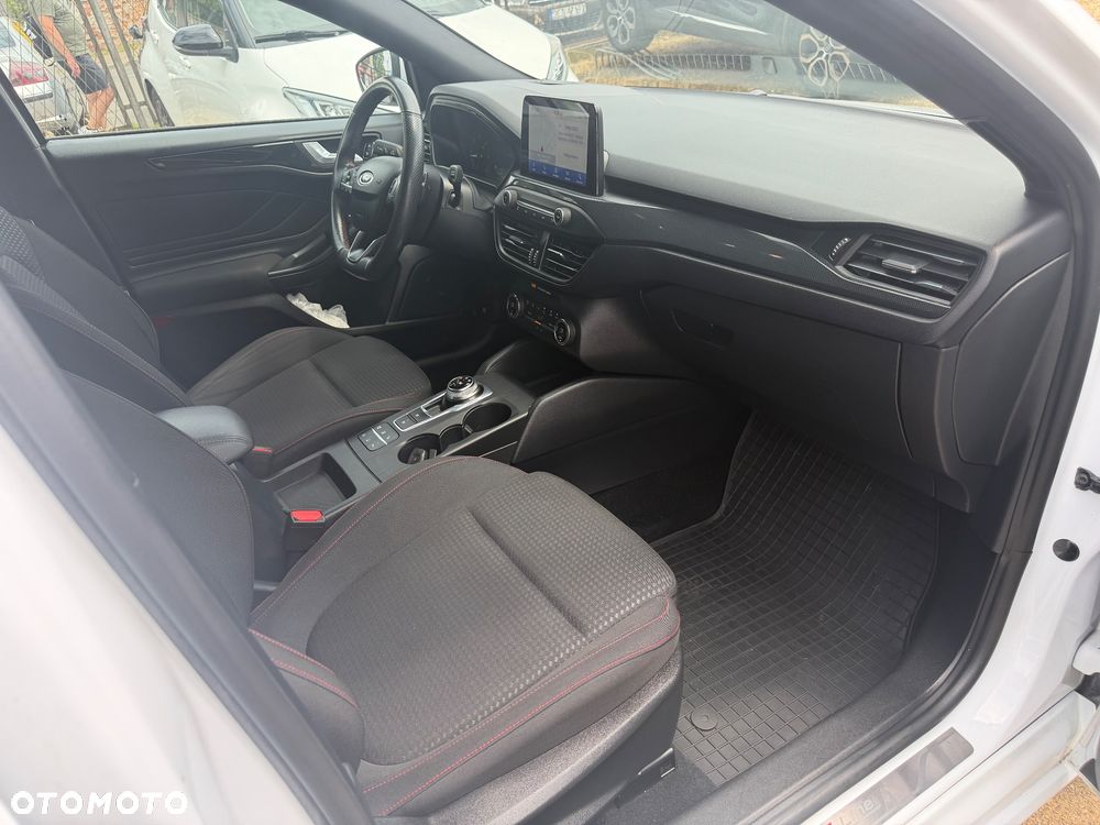 Ford Focus 1.5 EcoBlue ST-Line - 14
