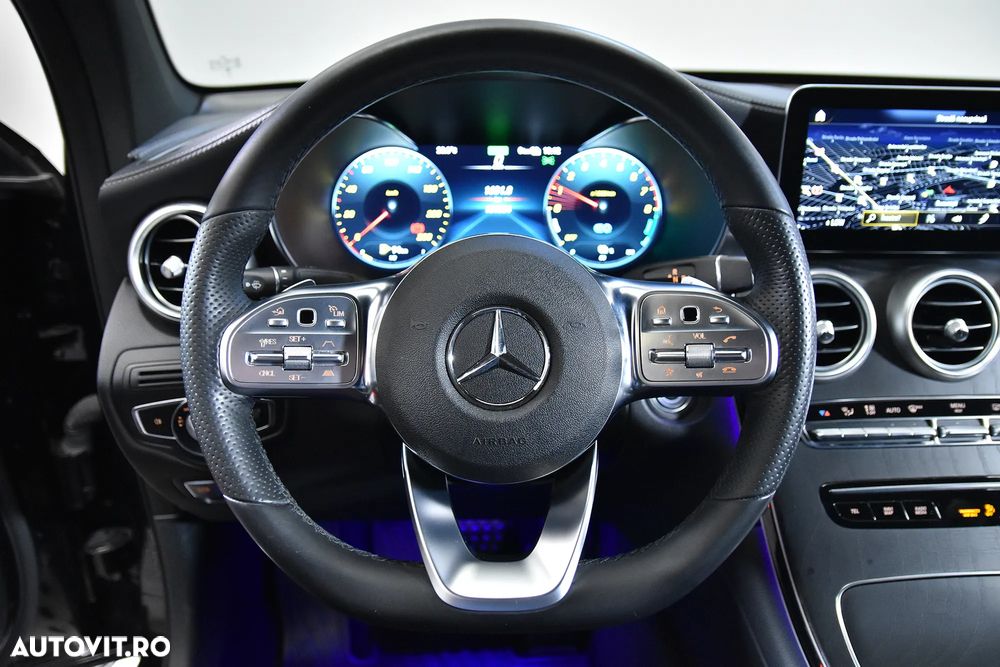 Mercedes-Benz GLC Coupe 300 e 4MATIC - 17