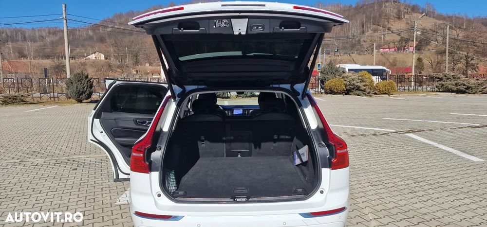 Volvo XC 60 D5 AWD Inscription - 11