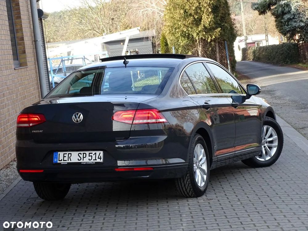 Volkswagen Passat 2.0 TDI BMT Comfortline - 16