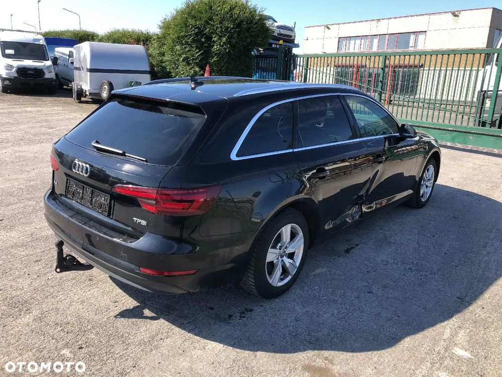 Audi A4 Avant - 4