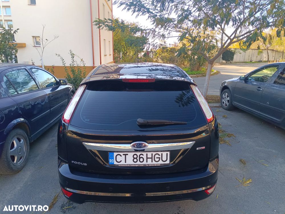 Ford Focus 1.6 TDCi DPF Titanium - 13