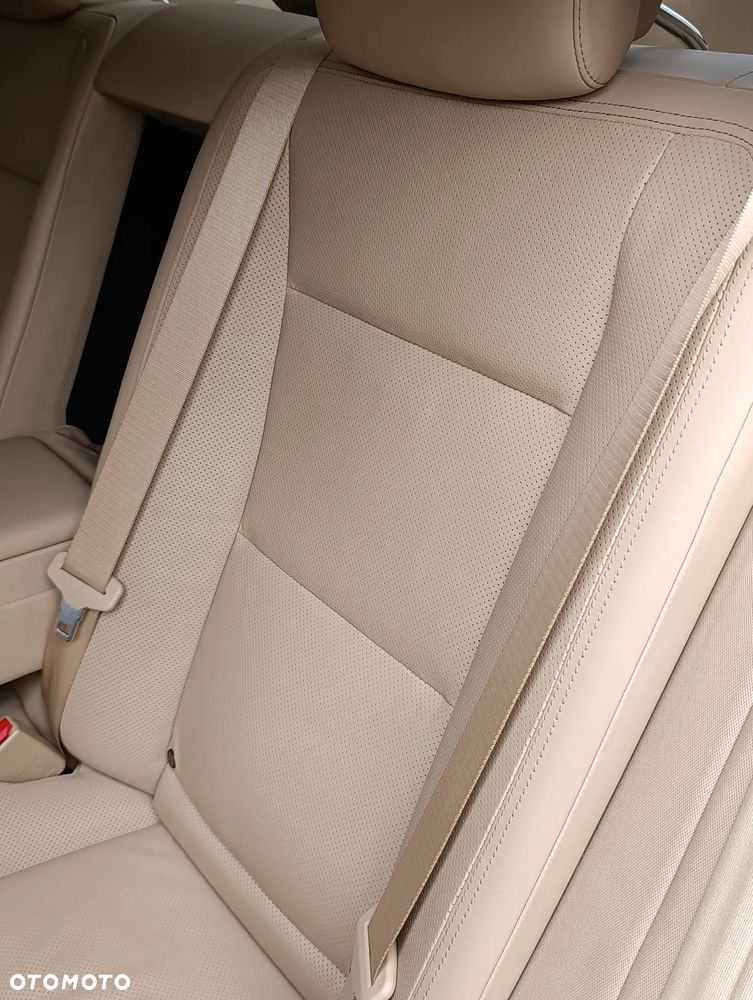 Mercedes-Benz Klasa S 500 BlueEFFICIENCY - 32