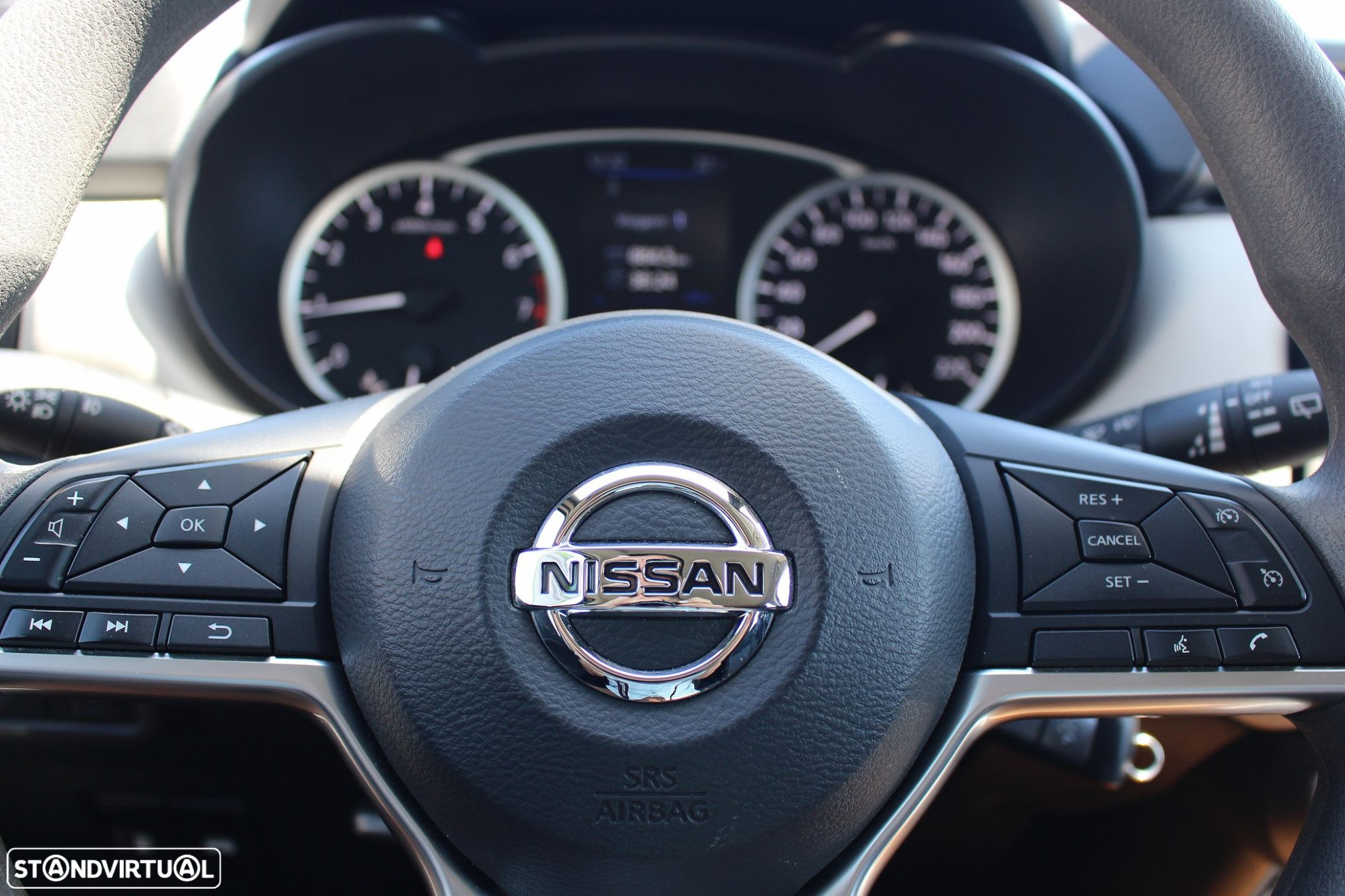 Nissan Micra 1.0 IG-T Acenta - 25