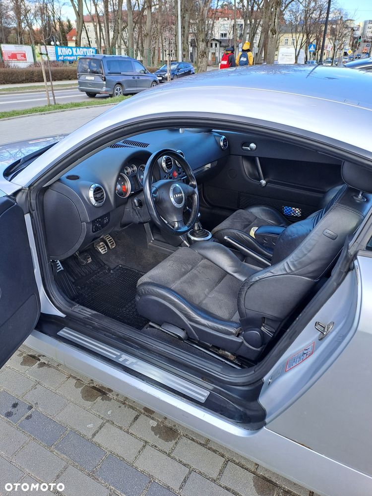 Audi TT S Coupé - 5