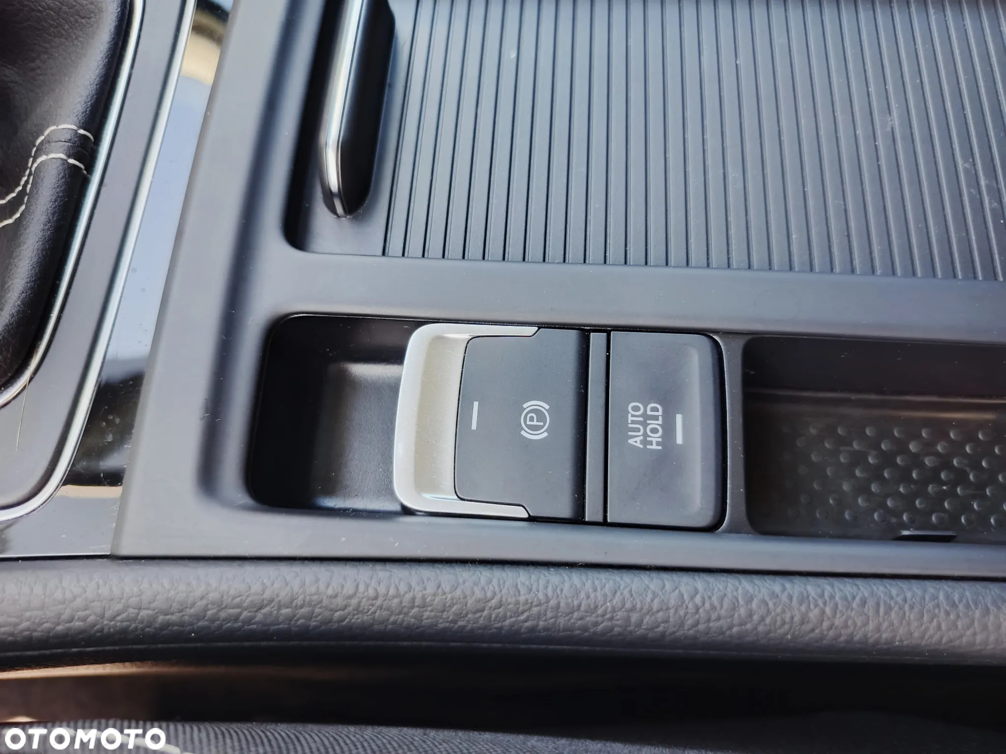Volkswagen Golf 1.4 TSI BlueMotion Technology Cup - 31