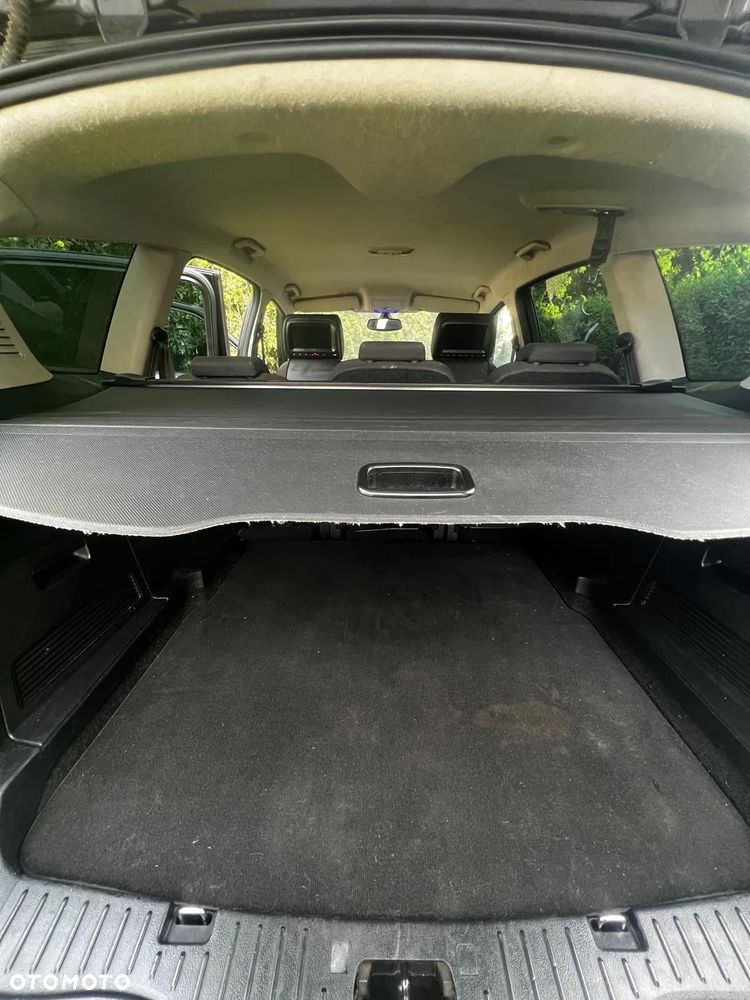 Ford S-Max 2.2 TDCi DPF Titanium - 14