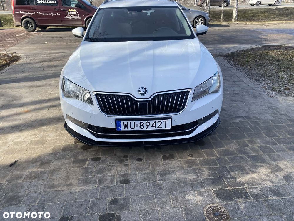 Skoda Superb 1.6 TDI GreenLine - 6