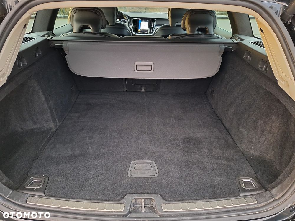 Volvo V60 D4 Momentum Pro - 15