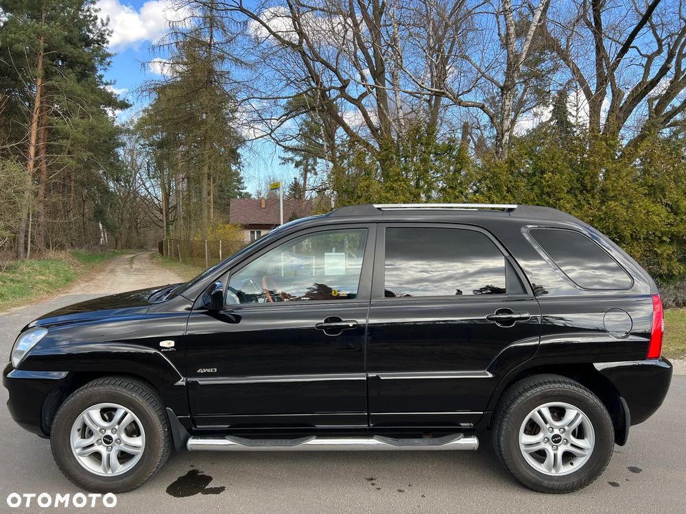 Kia Sportage 2.0 CRDi Freedom + - 9
