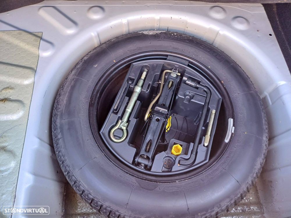 Citroën C4 1.6 HDi SX - 11