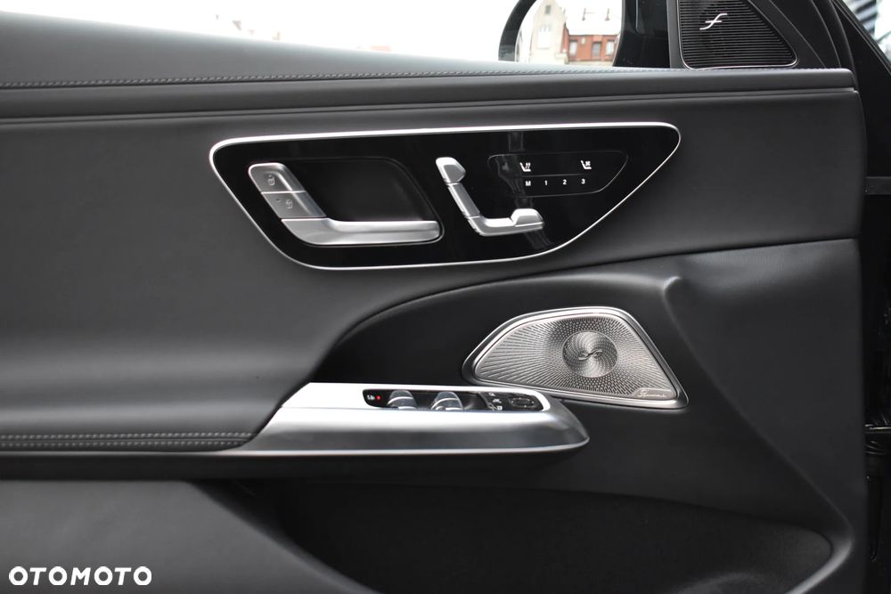 Mercedes-Benz Klasa E - 12