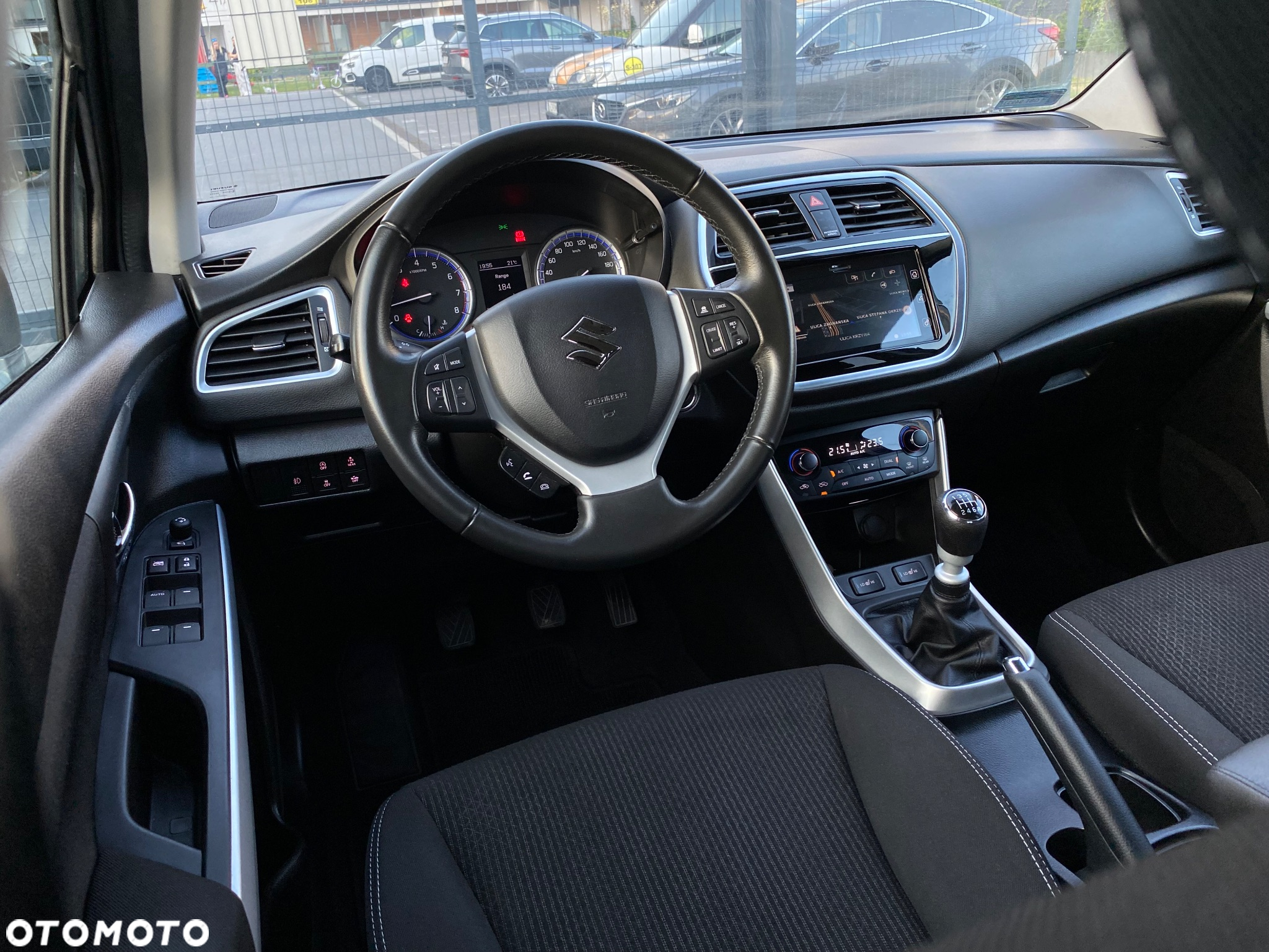 Suzuki SX4 S-Cross 1.4 T Premium - 6