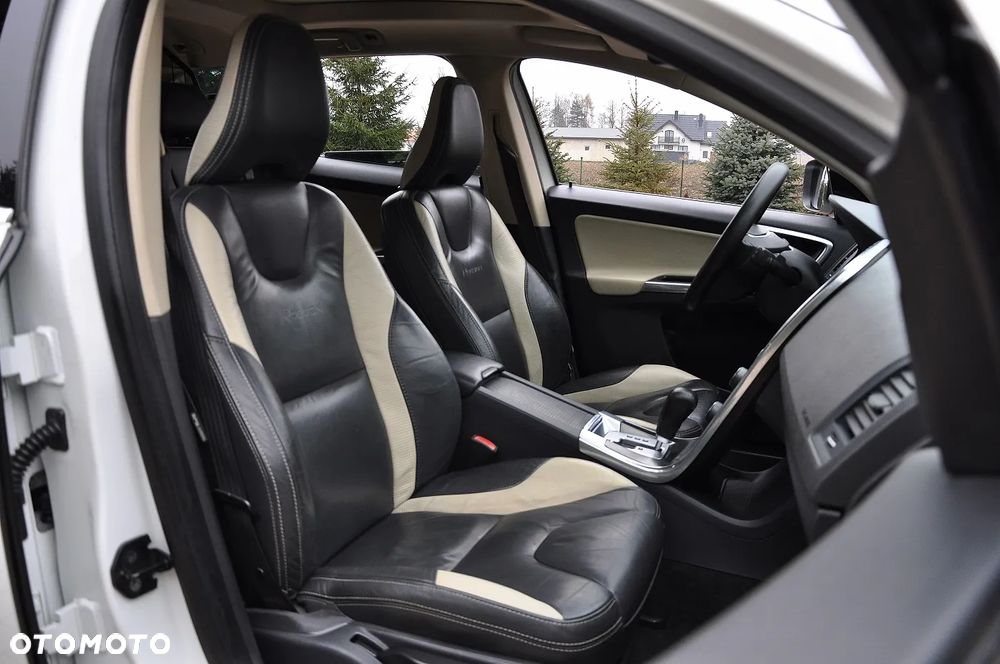 Volvo XC 60 D4 Geartronic RDesign - 21