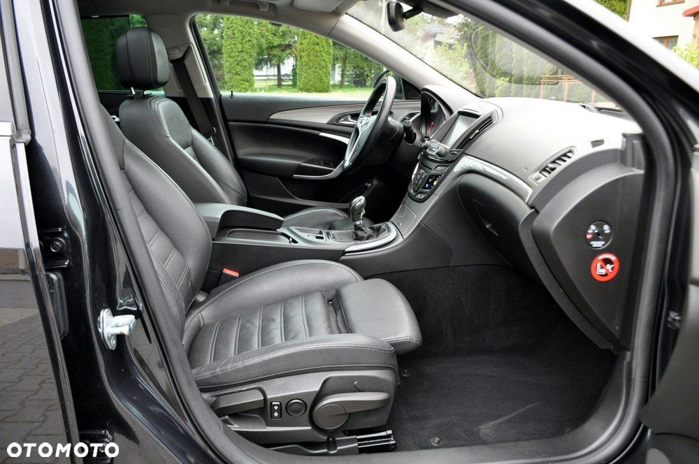 Opel Insignia - 16
