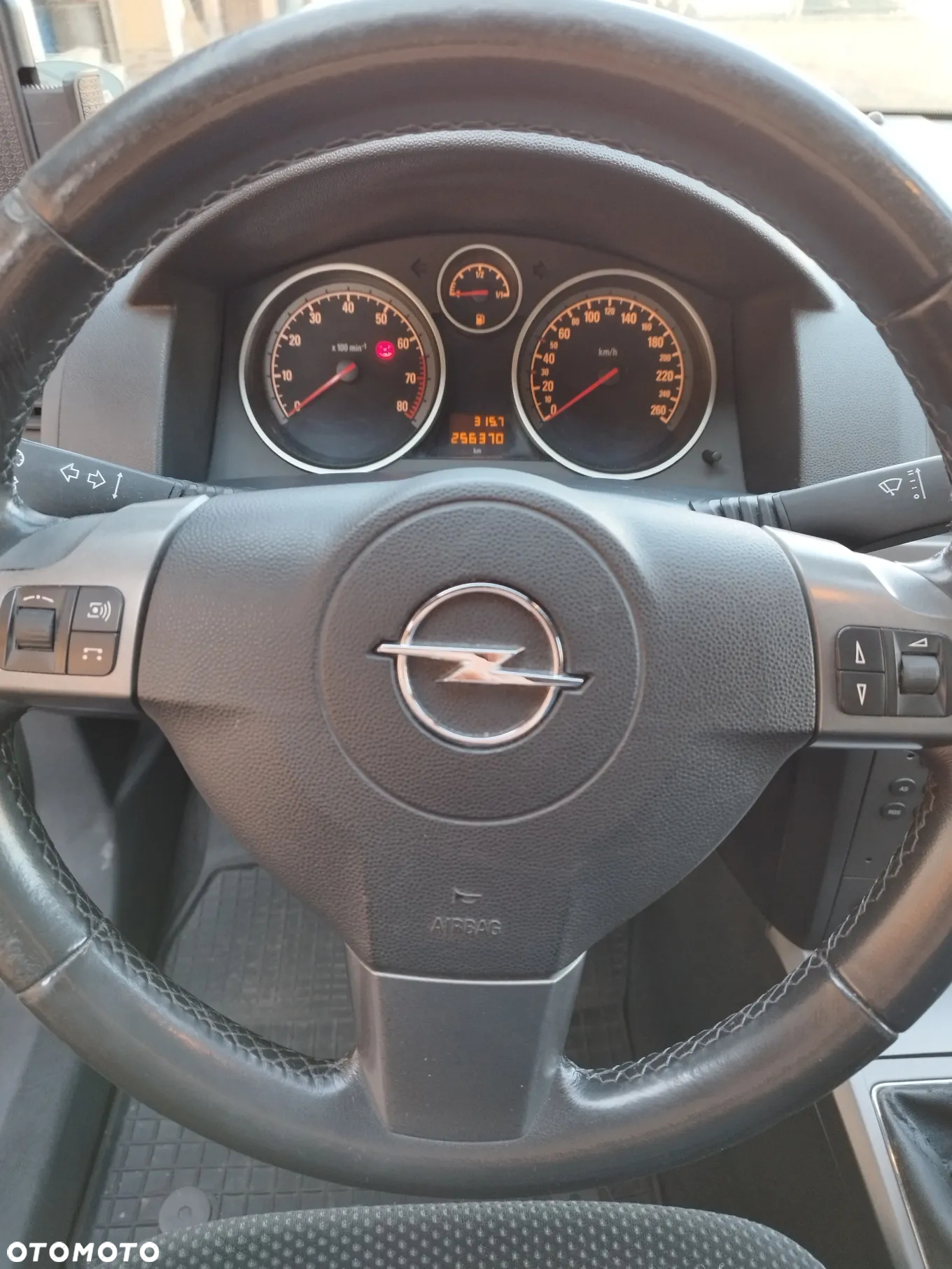 Opel Astra 1.6 - 4
