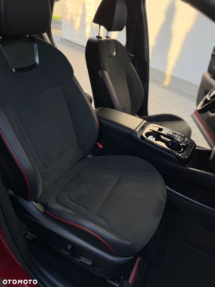 Hyundai Tucson 1.6 T-GDi Plug-in-Hybrid 4WD N Line - 17