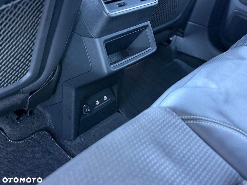 Audi e-tron Sportback 55 Quattro S Line - 17