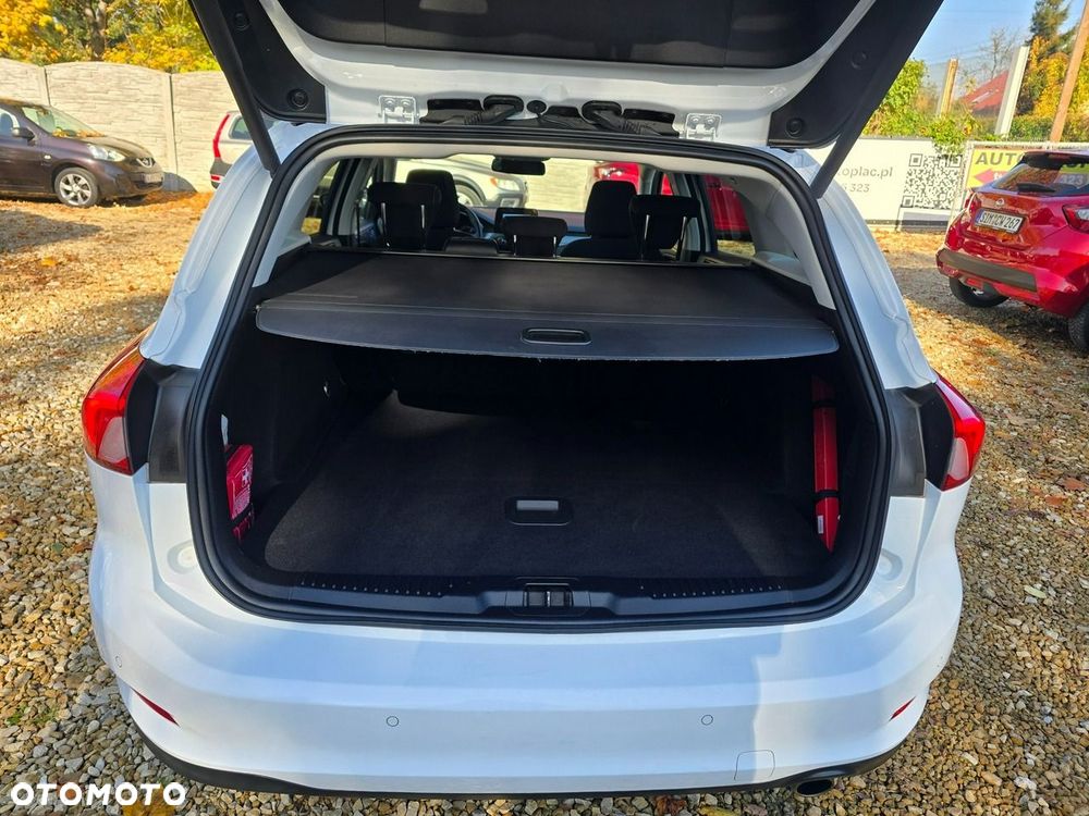 Ford Focus 1.0 EcoBoost STart-Stopp-System TITANIUM - 25