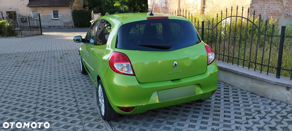 Renault Clio 1.2 TCE Expression - 9