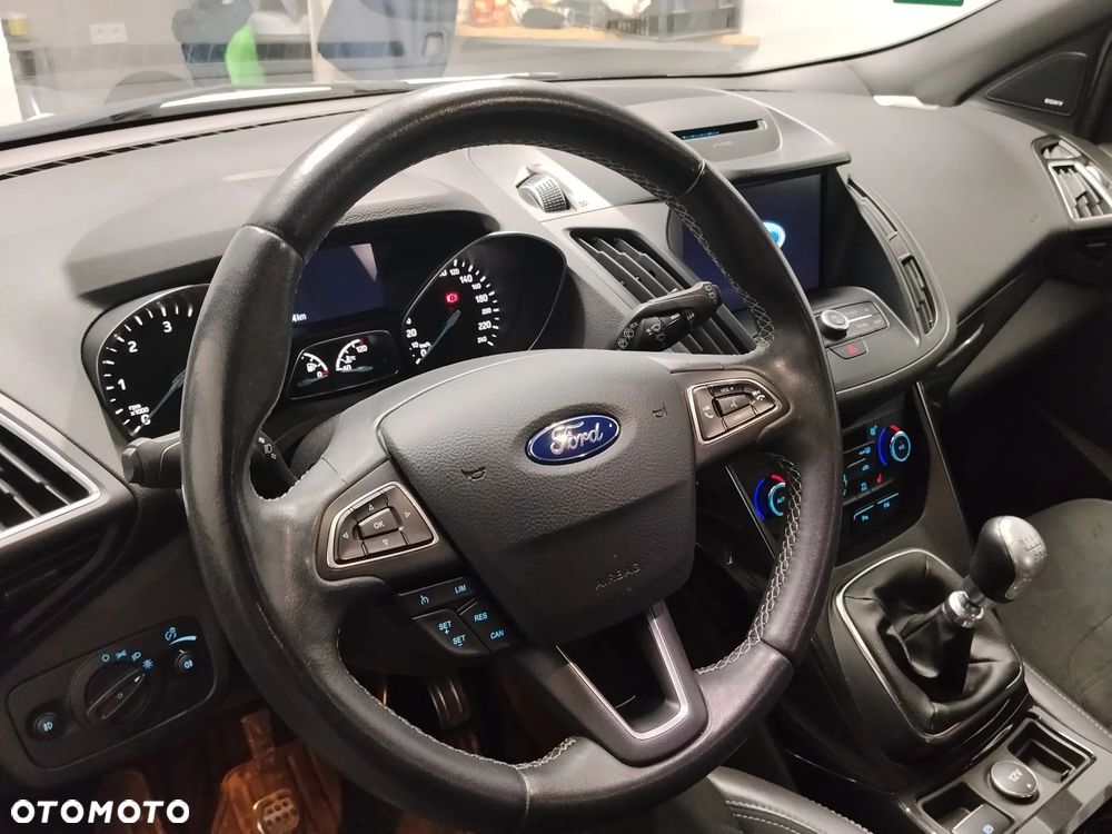 Ford Kuga 2.0 TDCi AWD ST-Line - 8