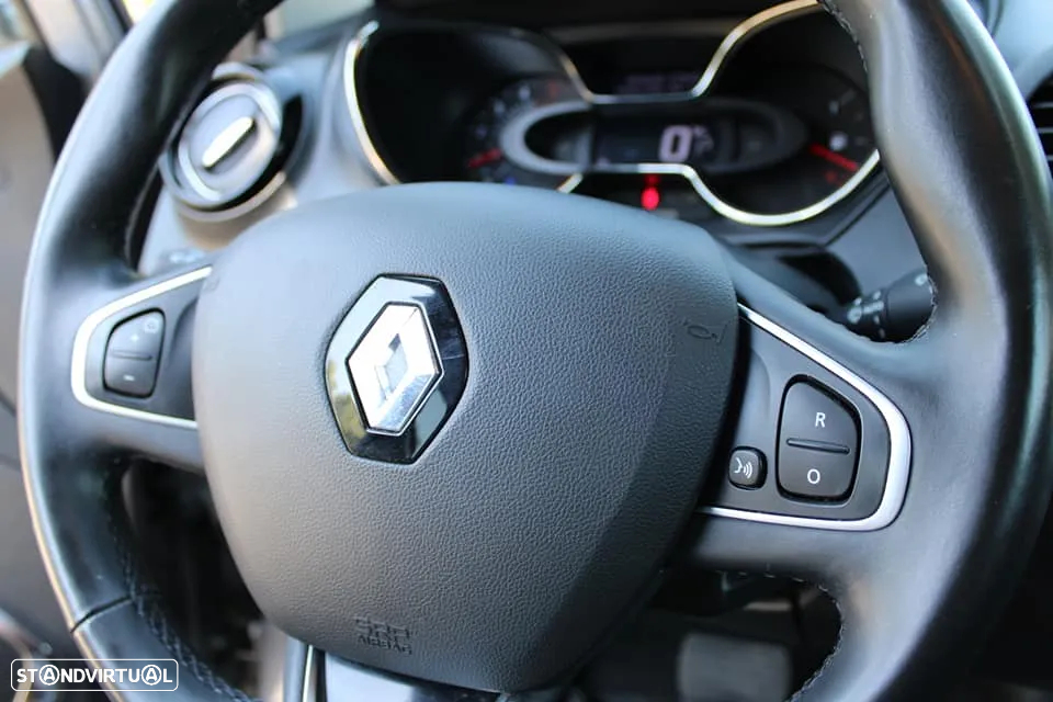 Renault Captur 1.5 dCi Sport EDC - 21